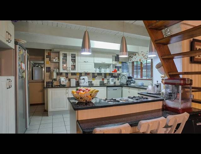 3 BEDROOM HOUSE SOLD IN CLUB NAUTIQUE